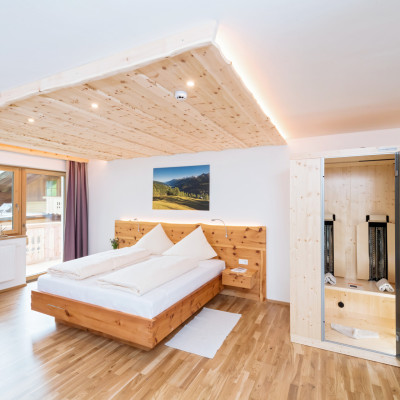 Zirbensuite Alpenhotel Wanderniki 6