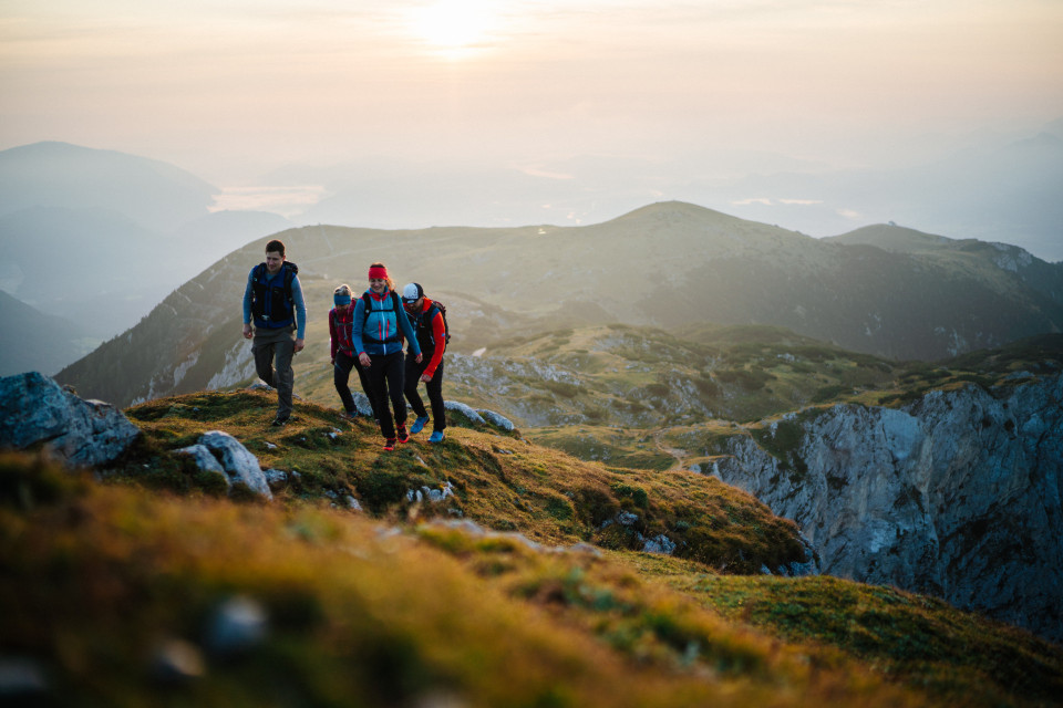 00000067989_Dobratsch-Sonnenaufgang-Wandern_Region-Villach-Tourismus-GmbH_Martin-Hofmann